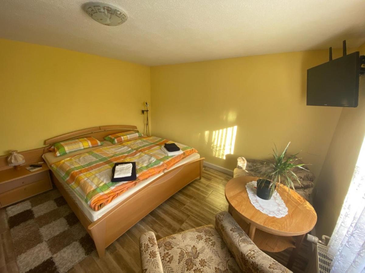 Ferienwohnung Lippmann Grosshartmannsdorf المظهر الخارجي الصورة